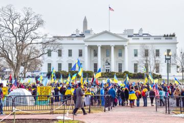 Ukrainian protest by White House Ukrainian protest by White House