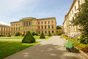 University of Geneva University of Geneva
