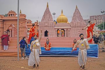 Artists perform in front of a replica of Kashi Vishwanath Dham Corridor Artists perform in front of a replica of Kashi Vishwanath Dham Corridor to illustrate India’s fake universities proliferate as demand outstrips supply