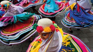 Ecuador dancers