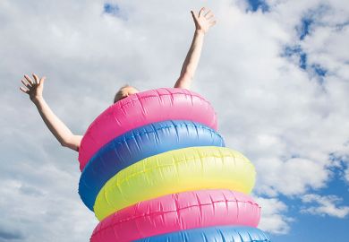A man wearing several rubber rings