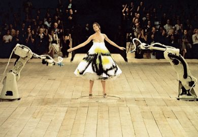 Alexander McQueen, Spring/Summer 2014, London Fashion Week