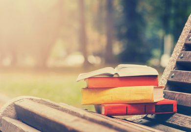 Books on a bench, what are you reading, book reviews