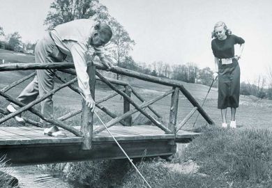 bridge-stick-river-golf-course