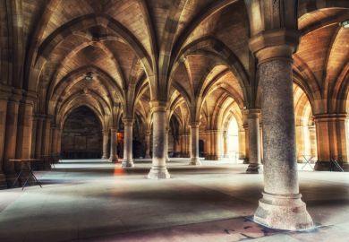 Glasgow University Cloister columns