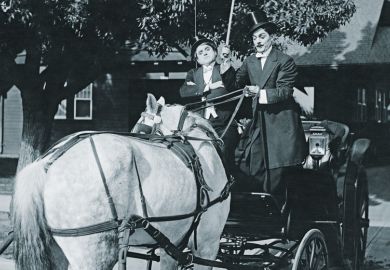 Horse pushing carriage in wrong direction Horse pushing carriage in wrong direction