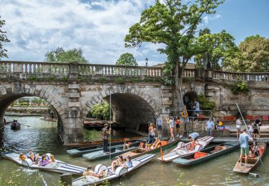 Magdalen bridge, River Cherwell and Oxford punting.