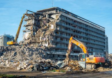 The demolition of the Hotel Yugoslavia