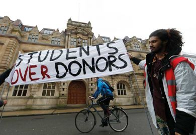 student-donors-protest