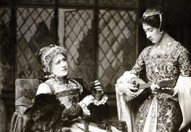 Edith Craig with her mother Ellen Terry