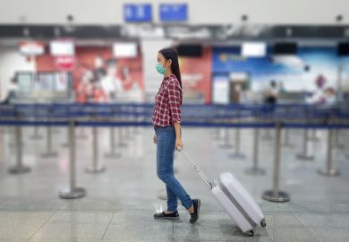 Wearing mask in airport
