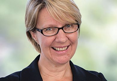 Professor Eeva Leinonen