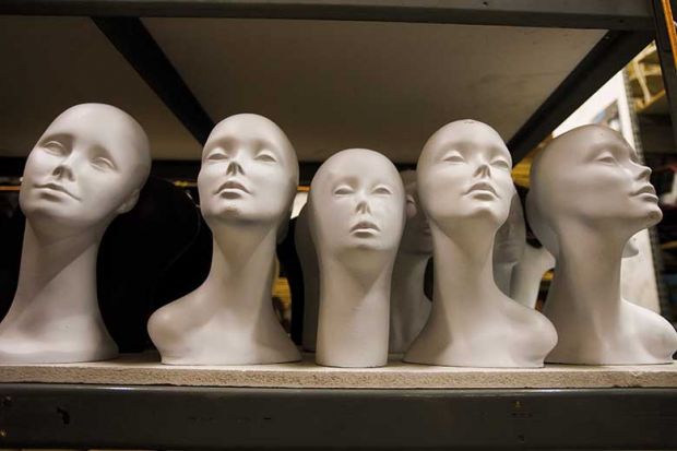 mannequin-heads