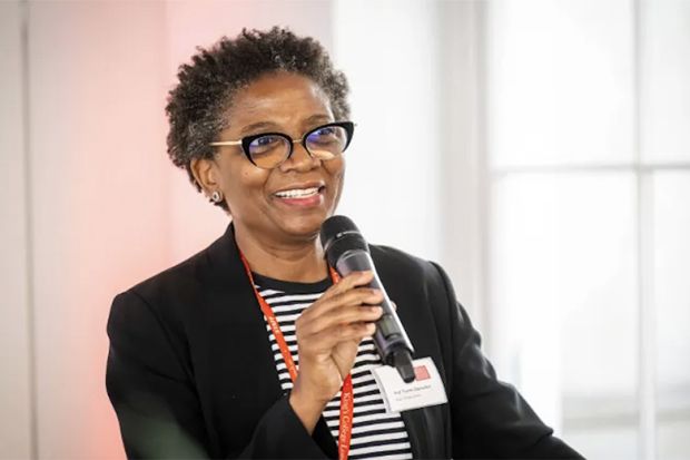 'Funmi Olonisakin 'Funmi Olonisakin
