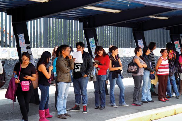 Mexicans queuing