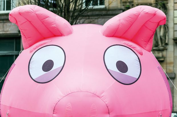 Inflatable piggy bank