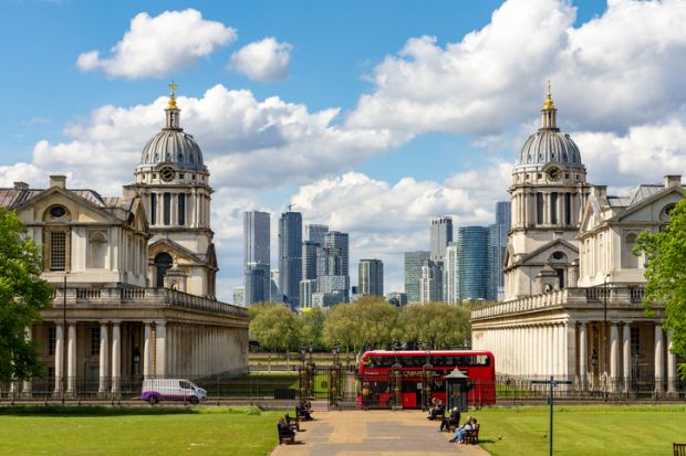 University of Greenwich and Canary Wharf skyscrapers at background.