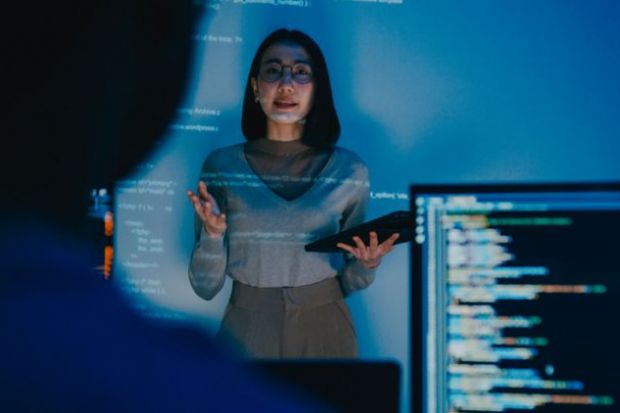 Software developer shares how to write prompts for AI