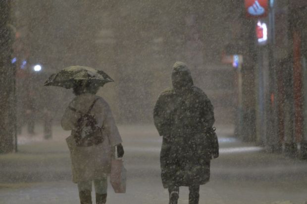 Heavy snowfall in Hertford, England