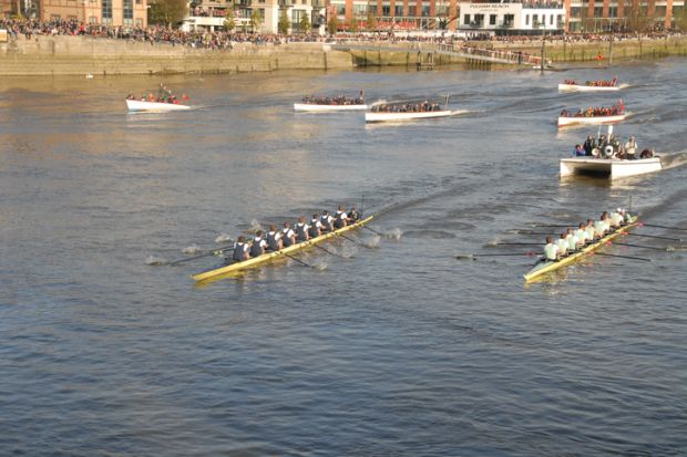 2015 boat race on the Thames between Oxford and Cambridge