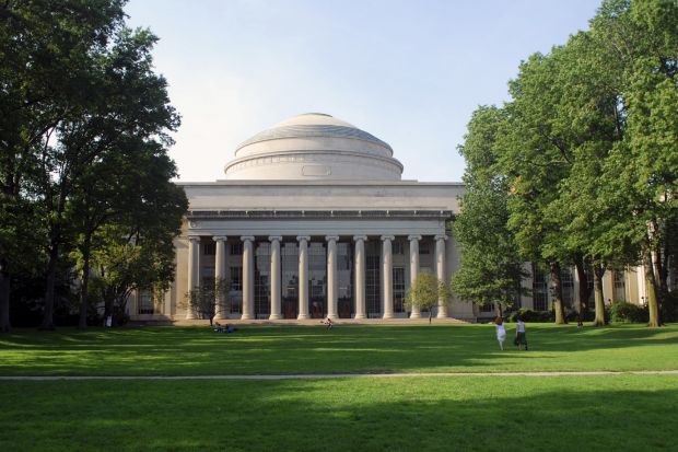 MIT illustrating a blog about benefits of interdisciplinarity, the arts, humanities and STEM