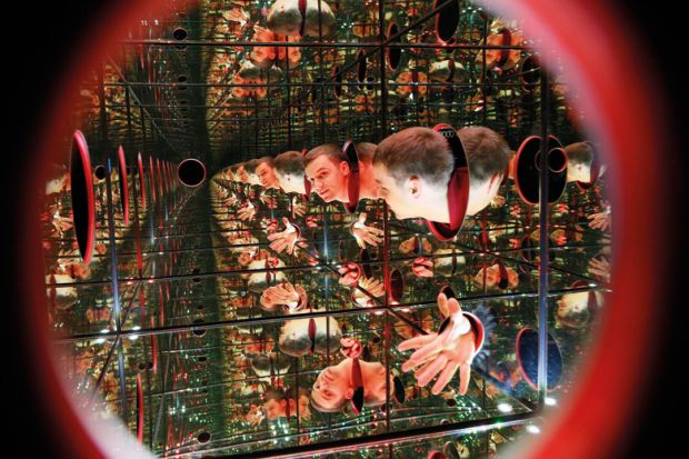 Ivan Timofeenko, Newton Park, Mirror Box Ivan Timofeenko, Newton Park, Mirror Box