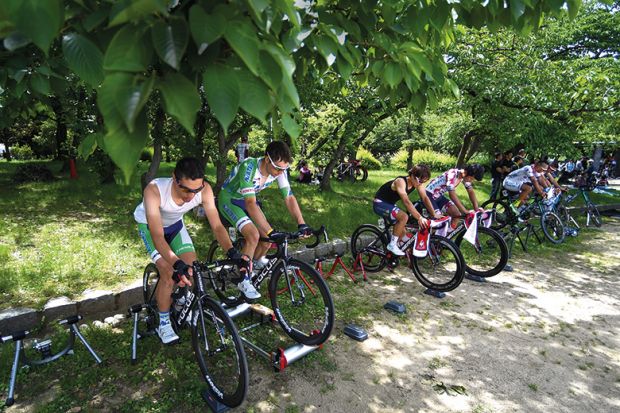 RIders prepare for the opening stage, 2.6km Individual Time Trial in Daisen Park, Sakai. Japan.