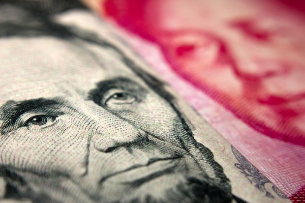 US and Chinese banknotes