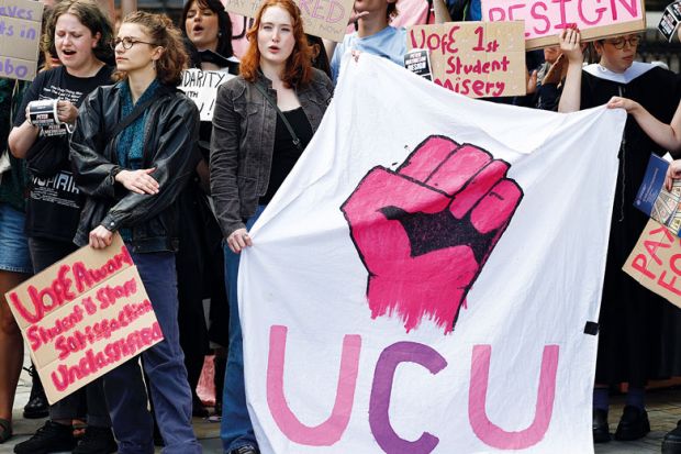 Students protest with UCU in a dispute over pay and working conditions to illustrate Fragmented UCU strikes leave reballot campaign ‘in the balance’