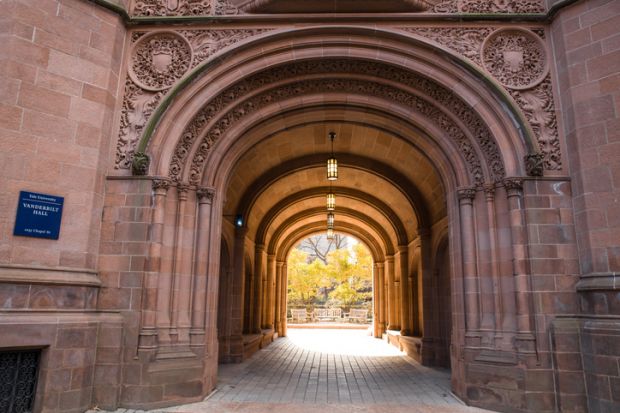 Yale University at the arched gate at Vanderbilt Hall