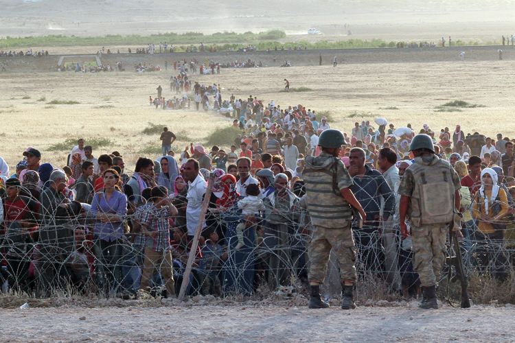 Turkish soldiers stand guard, Suruc, Sanliurfa province, 2014