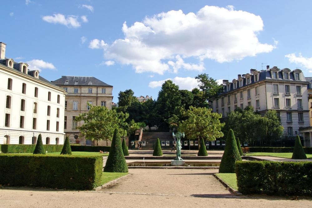 Historic garden at Ecole Polytechnique