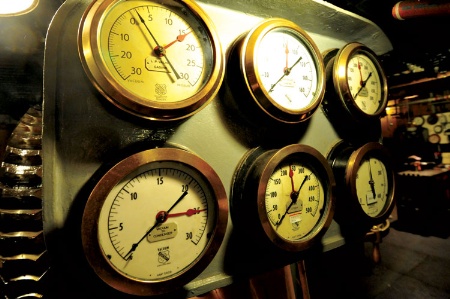 Times Higher Education survey of tuition fees (2014-15), old fashioned pressure gauges